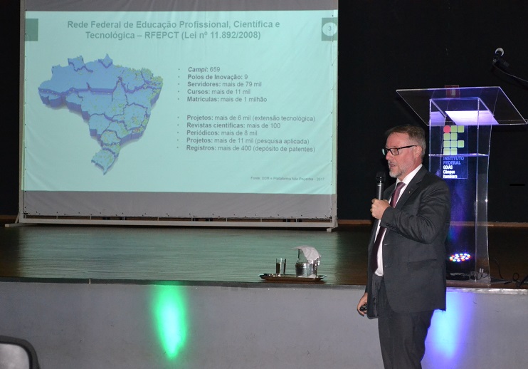 Marco Antônio Juliatto,  assessor especial do NEPI falou do papel da Rede Federal em formar profissionais aptos a atuar com fontes renováveis de energia