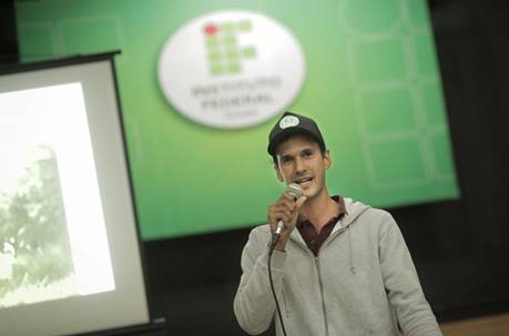 Agrônomo explica a técnica dos sistemas florestais Agrônomo explica a técnica dos sistemas florestais