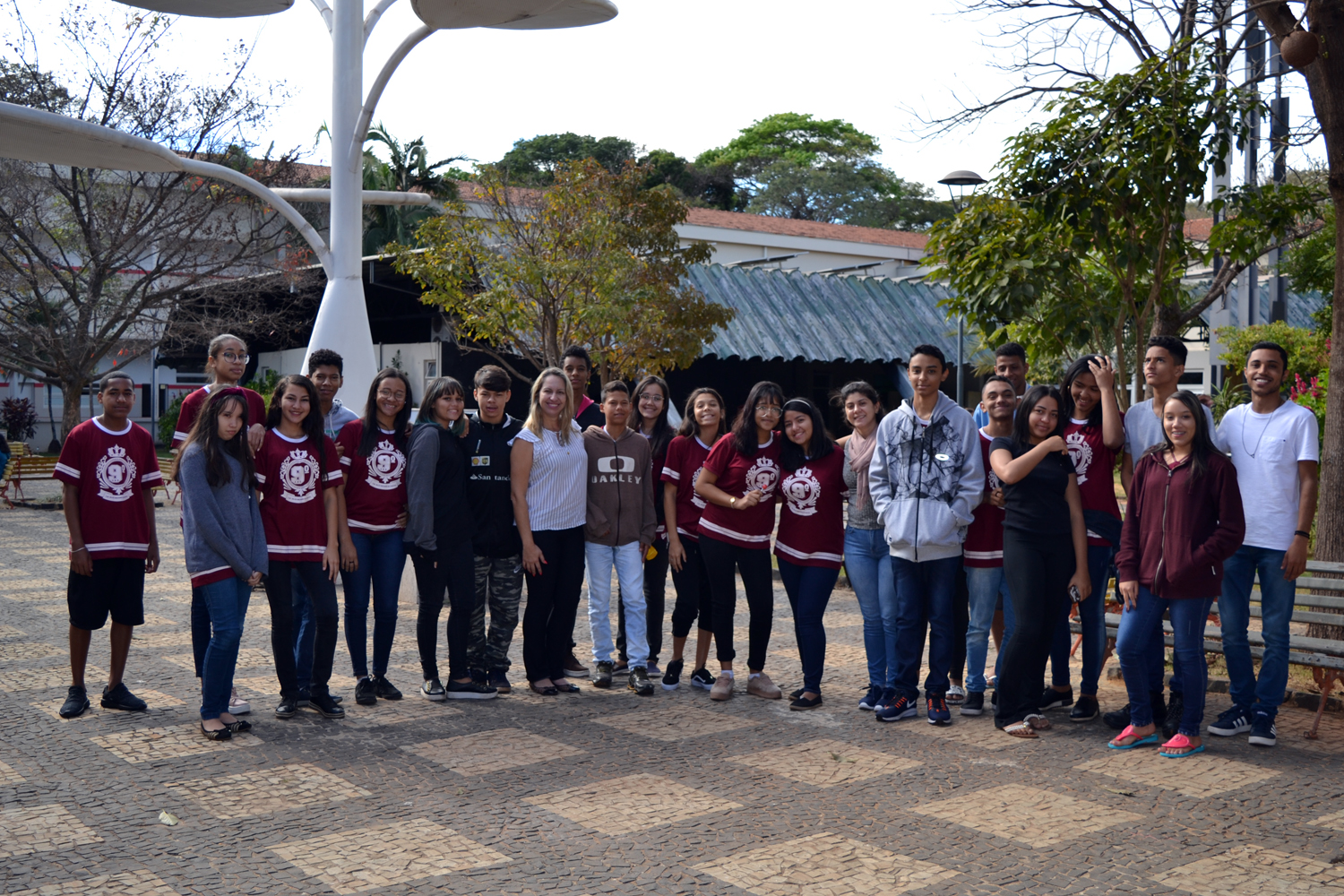 Visita da Escola Municipal Jalles Machado de Siqueira abriu a maratona do projeto Conhecendo o IFG, no Câmpus Goiânia, neste segundo semestre letivo.
