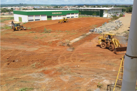 Máquinas trabalham três dias para finalizar limpeza