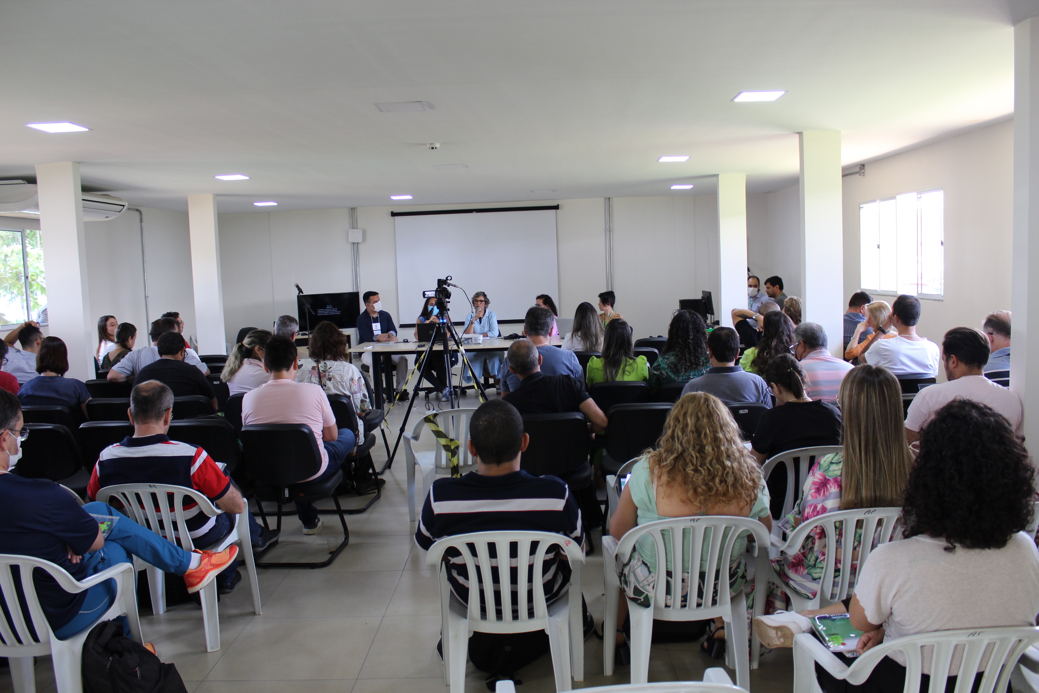 Mesa de abertura foi composta pela reitora e pelos pró-reitores de Ensino, Pesquisa e Extensão e pela diretora de Políticas de Educação Básica e Superior do IFG. Mesa de abertura foi composta pela reitora e pelos pró-reitores de Ensino, Pesquisa e Extensão e pela diretora de Políticas de Educação Básica e Superior do IFG.