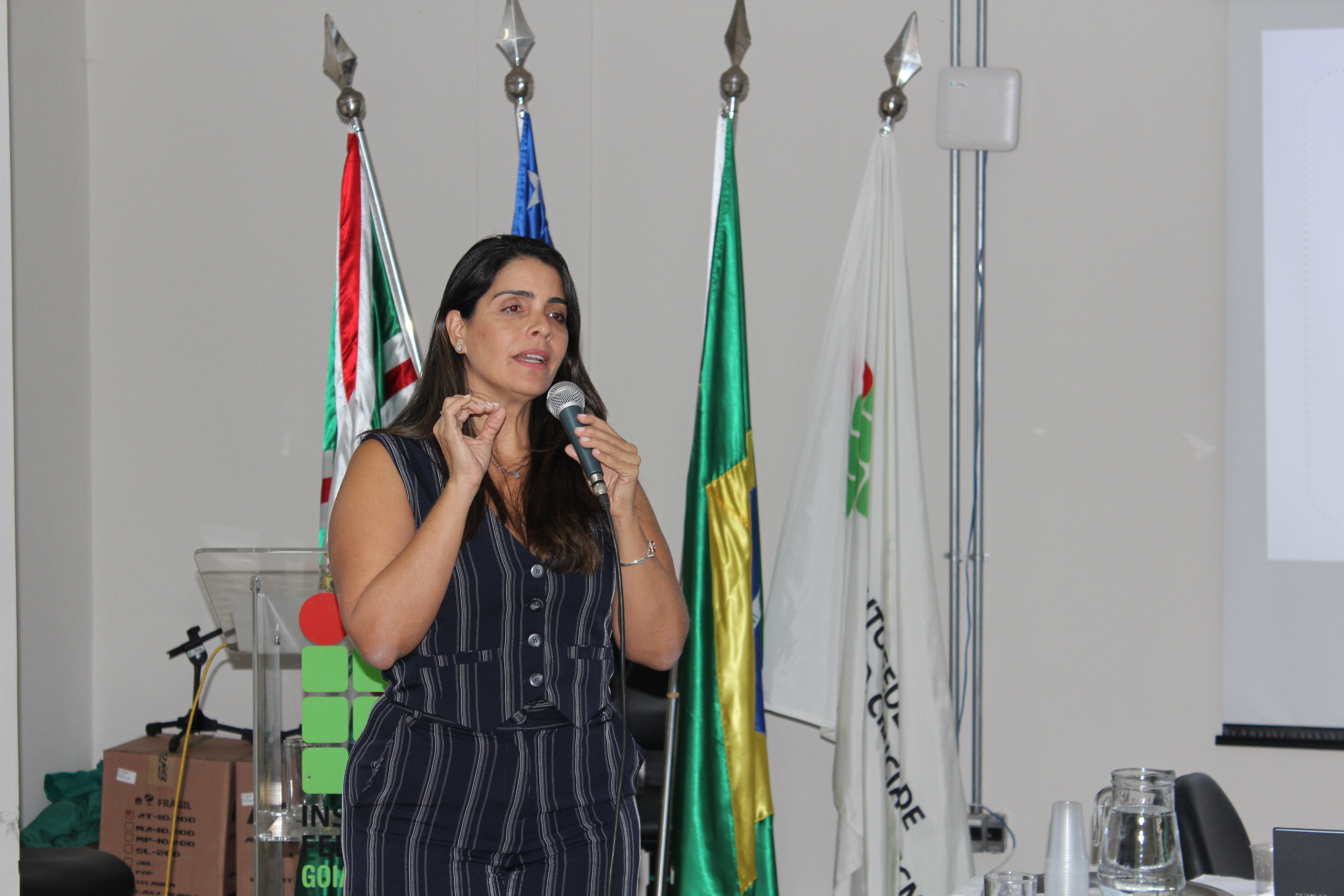 Procuradora federal da Advocacia-Geral da União, Diana Guimarães Azin, durante o VIII Workshop de Moralidade e Ética 