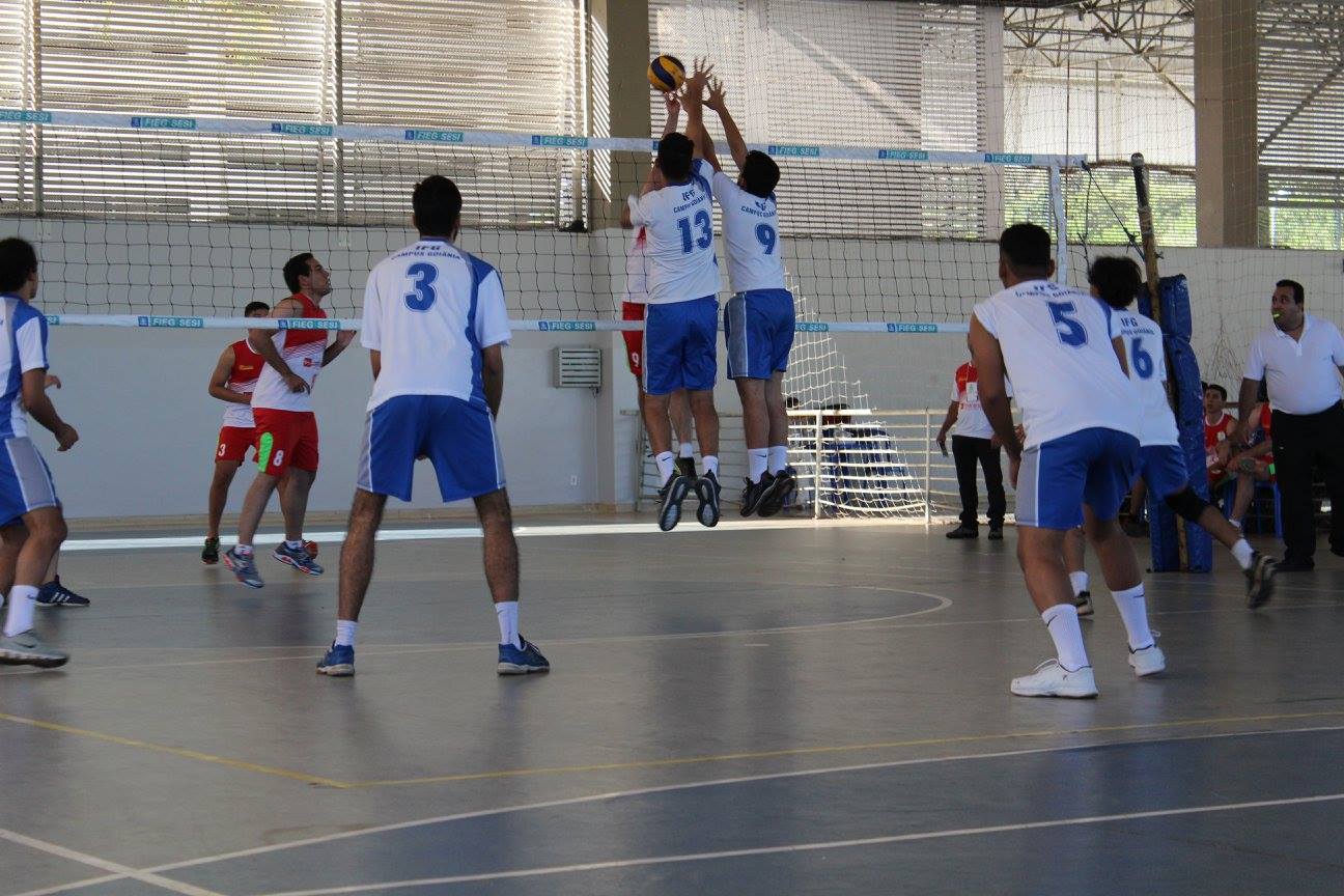 Equipes do vôlei de quadra masculino e feminino do Câmpus Goiânia venceram as partidas da segunda etapa do JIF Goiás.
