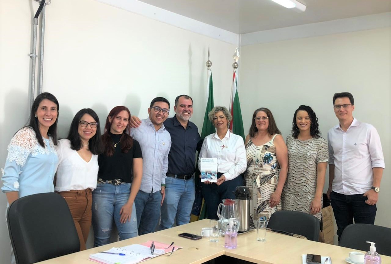 Reunião para apresentação de produtos e resultados Reunião para apresentação de produtos e resultados