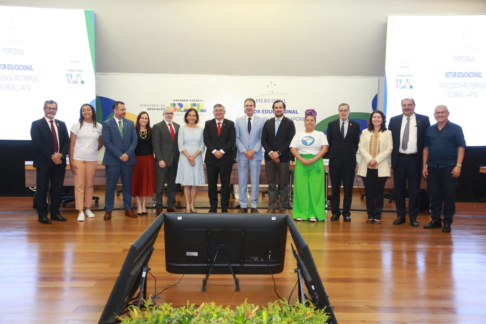 A estudante do Câmpus Uruaçu esteve com ministros da Educação de países do Mercosul e outros que integram o bloco durante LXIII Reunião de Ministros da Educação dos países do Mercosul