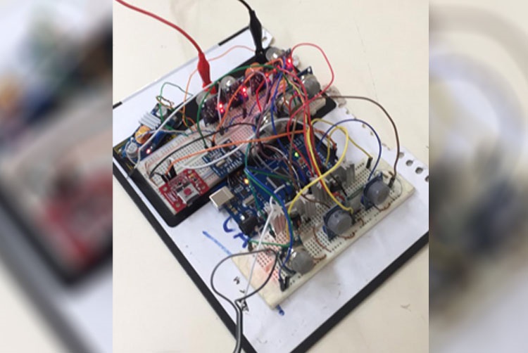 Protótipo do nariz eletrônico em desenvolvimento por professores e alunos do Câmpus Goiânia do IFG Protótipo do nariz eletrônico em desenvolvimento por professores e alunos do Câmpus Goiânia do IFG
