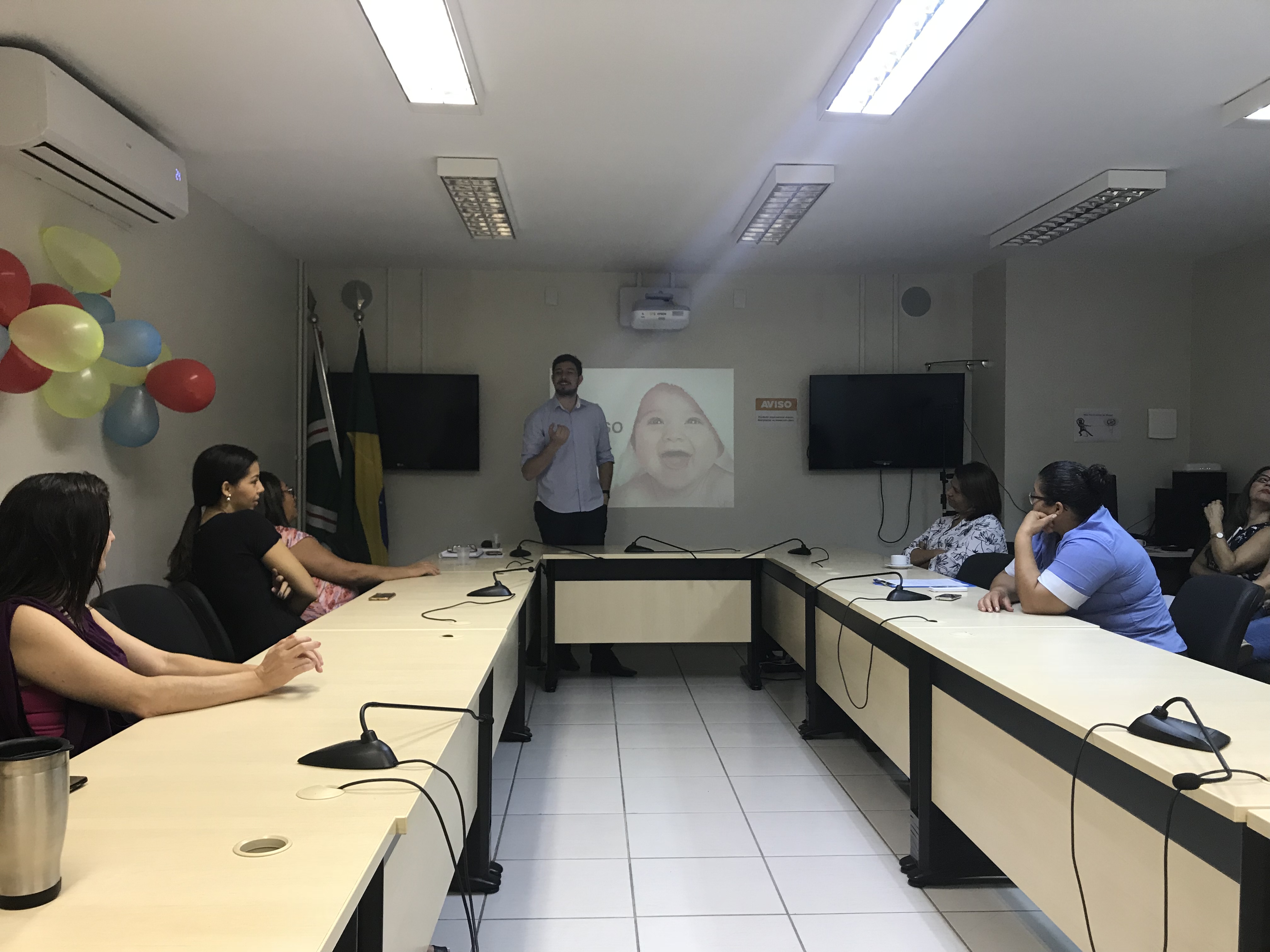 Palestra foi ministrada pelo psicólogo Junny Marcos dos Santos Reis