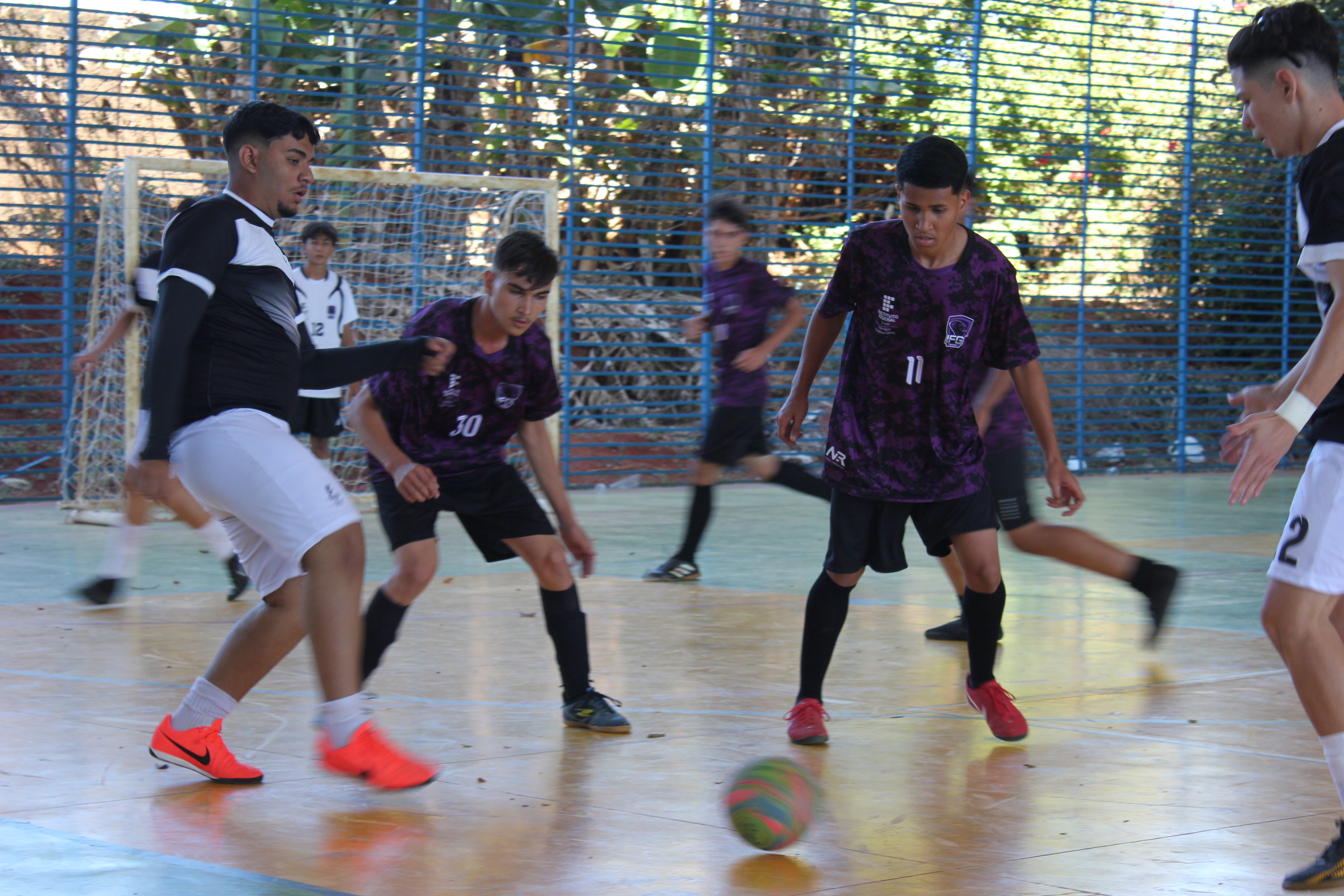 3ª partida de futsal desta terça-feira, entre as equipes dos câmpus Goiânia Oeste e Valparaíso 3ª partida de futsal desta terça-feira, entre as equipes dos câmpus Goiânia Oeste e Valparaíso